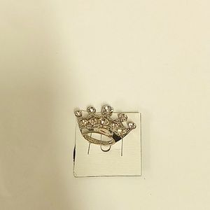 Crown Pin